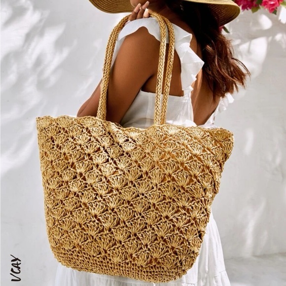 SHEIN Handbags - **NWT** - SHEIN Straw Tote Bag